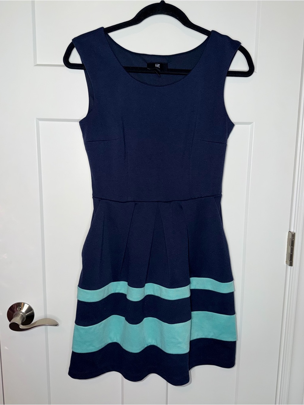 Iz Byer Contrast Blue Sleeveless Skater Dress